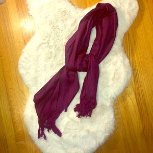 Cashmere scarf